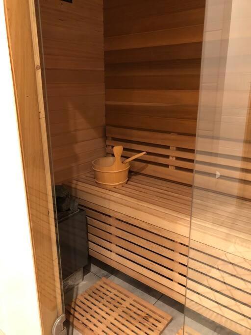 Luxurious Appartement With Sauna And Kitchen In Center Of Dordrecht Kültér fotó